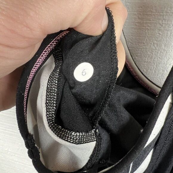 Lululemon No Limit Tank Top 6 Womens Black White Chevron Gym Workout Stretch - Picture 5 of 8